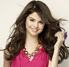 selena-gomez-fea1