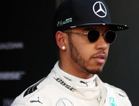 Lewis-Hamilton-What's-trending